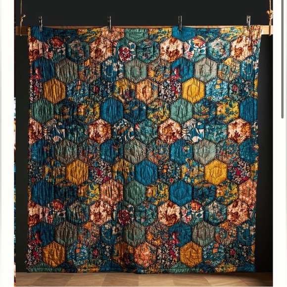 House of Hackney x Anthropologie Velvet Wilton Patchwork Quilt in Queen Size - Picture 2 of 9